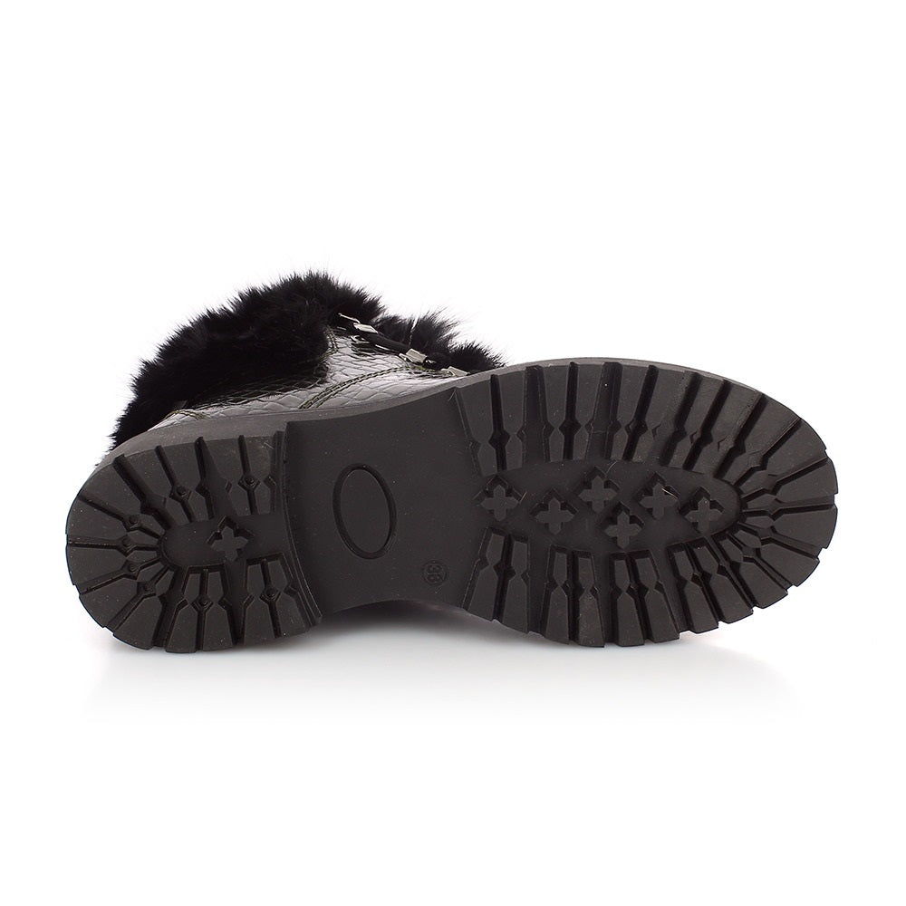 #couleur_croco kaki